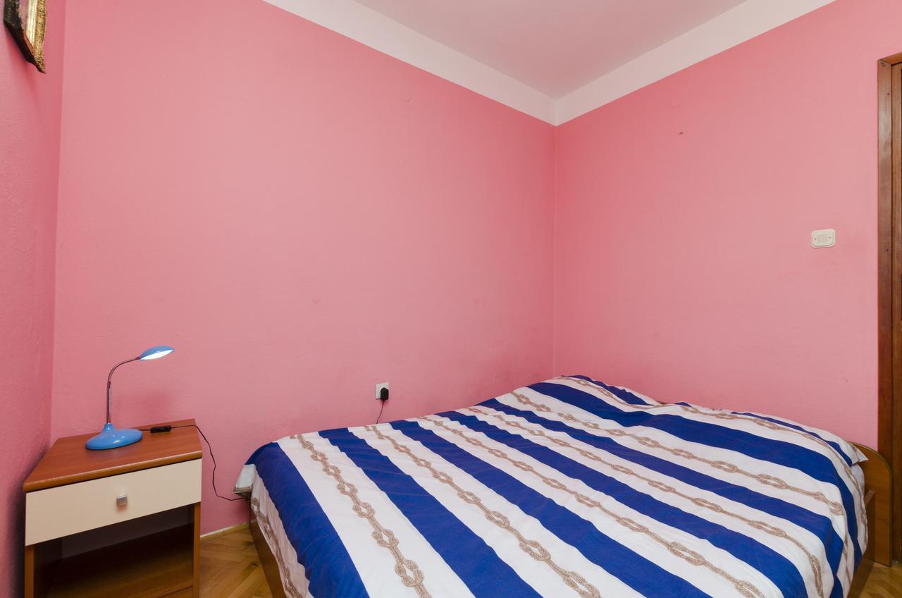 Apartments Luka 罗戈兹尼察 外观 照片